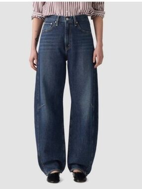 Levi's Cinch Barrel *New Shade* Dark Blue Women's Jeans